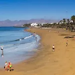 Apartamento Thaisay Luz Del Mar I *